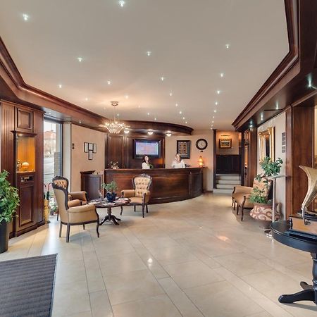 Hotel Meridian Cluj-Napoca Eksteriør bilde