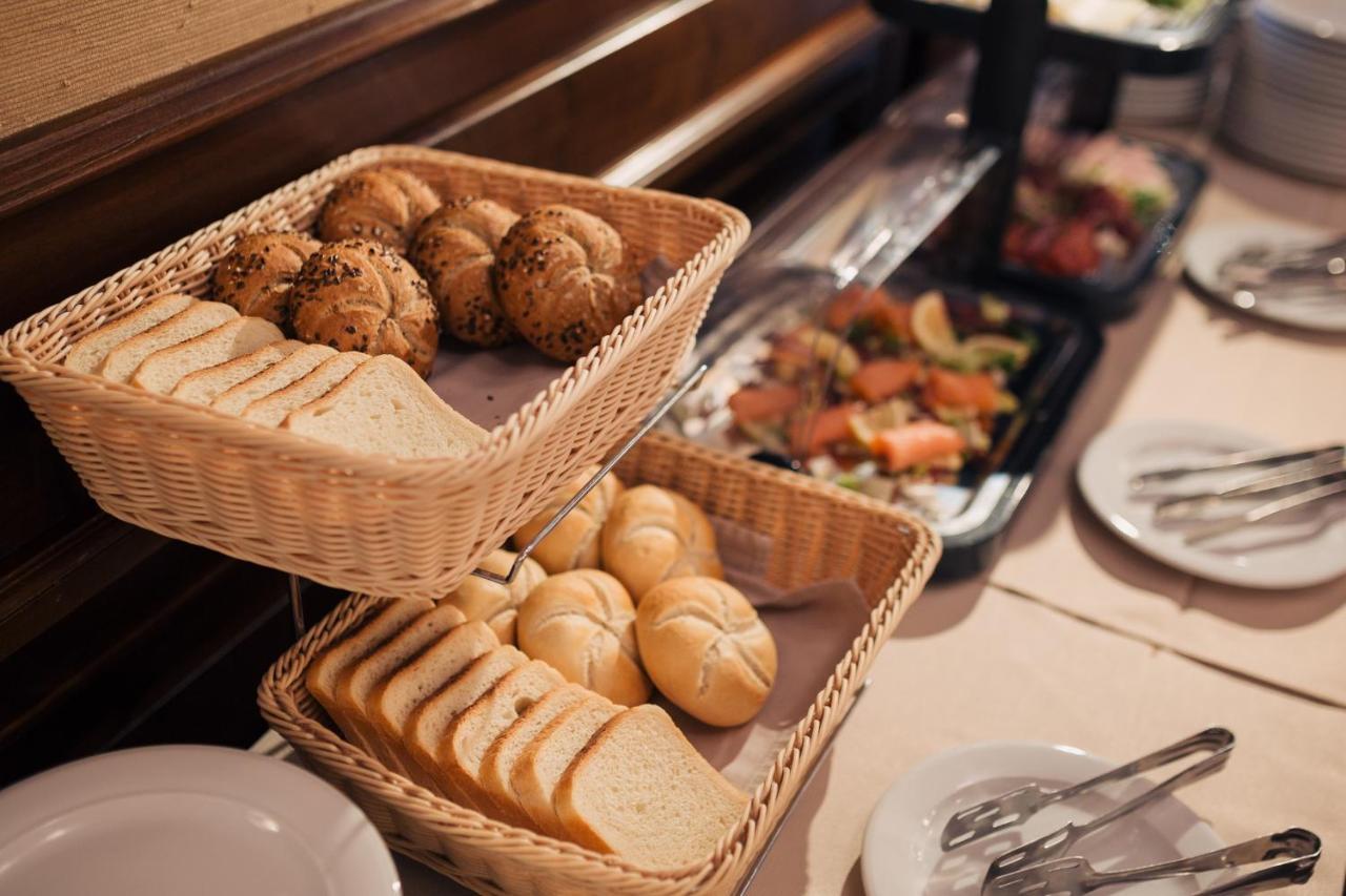 Hotel Meridian Cluj-Napoca Eksteriør bilde